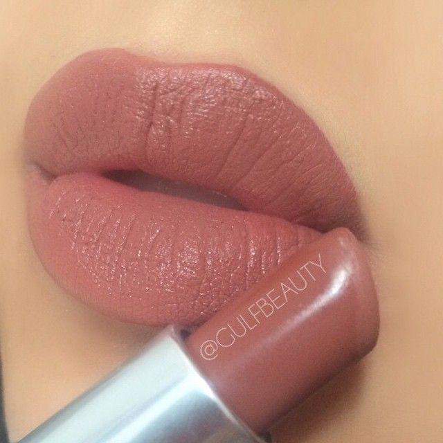 زفاف - Your Guide To Beauty  On Instagram: “Mac Taupe Lipstick. I Can't Get Enough Of This Warm Brown Lipstick!! I Want To Eat It. - #gulfbeautylipstick - الحمرة من ماك اسمها Taupe.…”