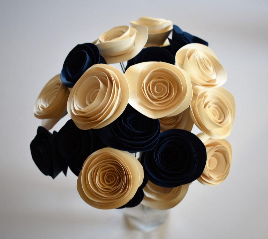 Hochzeit - Navy Blue and Ivory Wedding Paper Flower Bouquet, Bridal Bouquet, Stemmed Paper Flowers