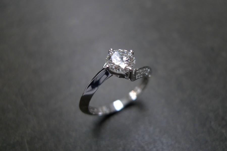 Mariage - 0.65ct Diamond Engagement Ring in 14K White Gold, Diamond Wedding Band, Engagement Ring, Unique Engagement Ring, Diamond Band, Mothers Day