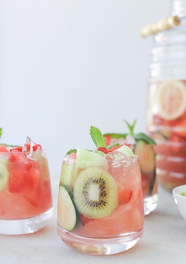 Hochzeit - Watermelon & Honeydew Sangria