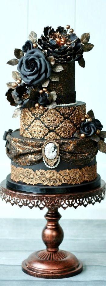 Hochzeit - Victorian Gothic Wedding Cake