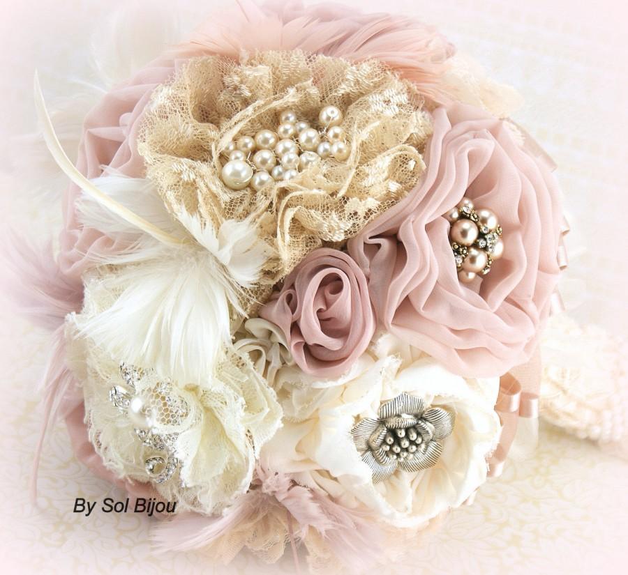 Hochzeit - Brooch Bouquet, Ivory, Champagne, Blush, Dusty Rose, Rose, Vintage Style, Elegant Wedding, Feather Bouquet, Jeweled, Crystals, Lace, Pearls