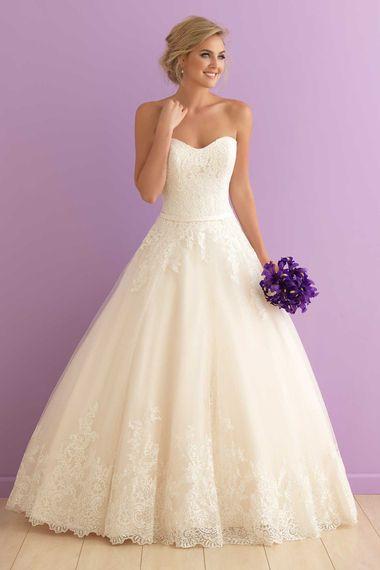 Hochzeit - The 25 Most-Pinned Wedding Dresses Of 2015