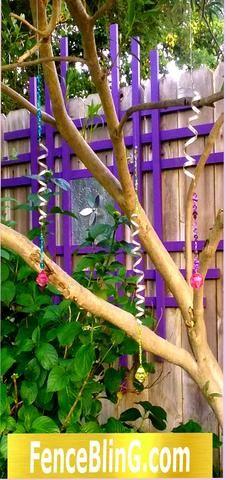 Свадьба - Outdoor Wall Art Metal Flower Insert Fence Bling In Purple