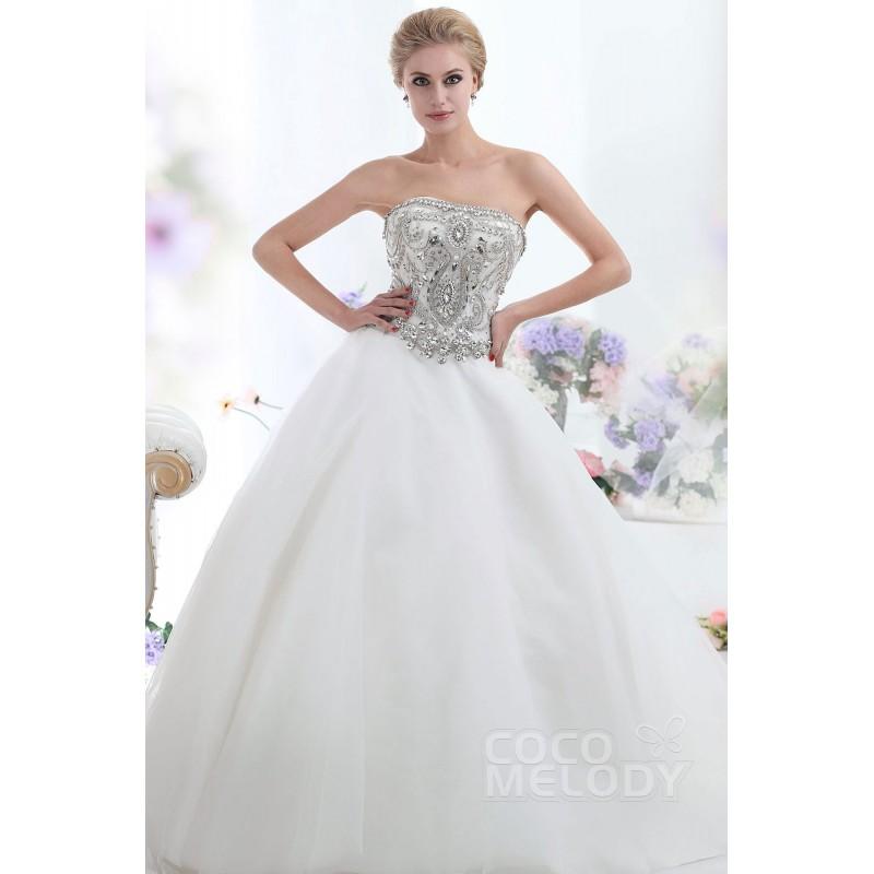 Wedding - Classic Ball Gown Strapless Basque Waist Chapel Train Organza Wedding Dress CWUT13003 - Top Designer Wedding Online-Shop