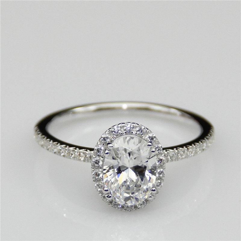 زفاف - Oval Cut 1.5ct Esdomera Moissanite Halo Style Accents 14k White Gold Engagament Ring (CFR0384-ESMS1.5CT)