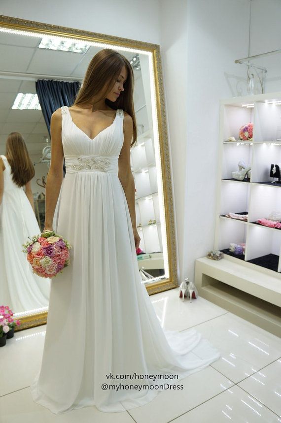 Свадьба - Nessa Wedding Dress, Empire Wedding Dress, Simply Wedding Dress, Chiffon Wedding Dress, V Neck Line Wedding Dress, Straps Wedding Dress