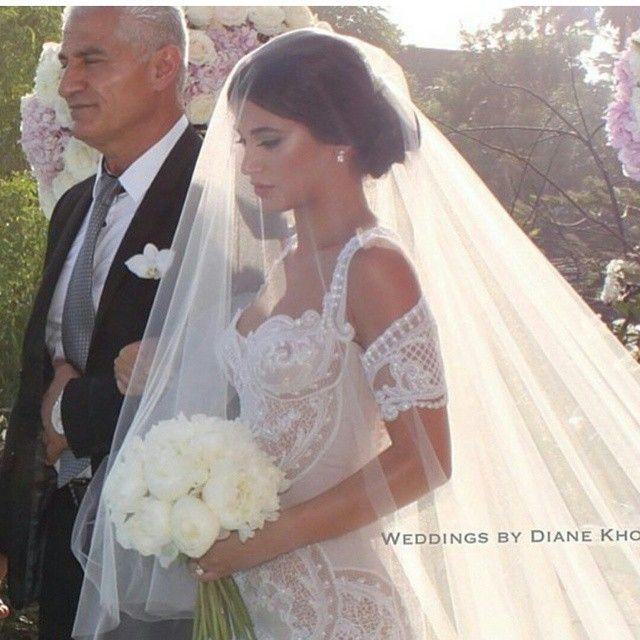 Mariage - Wedding Dresses  On Instagram: “Dress By J'aton Couture
Via @dianekhouryweddingsandevents”