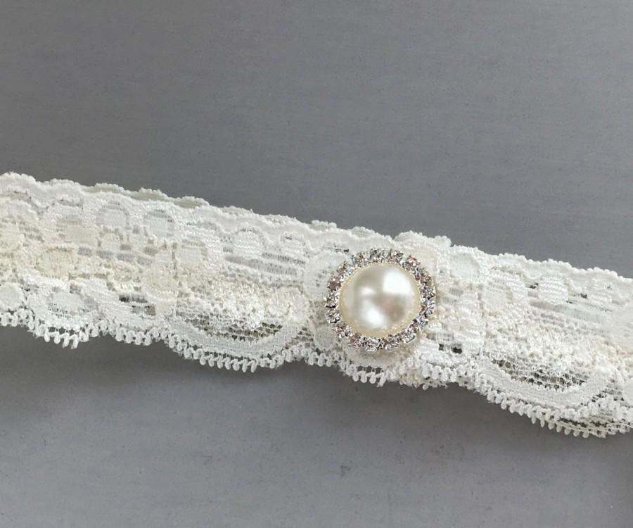 Mariage - Simple Lace Wedding Garter, Bridal Garter, Ivory Lace Garter, Toss Garter, Wedding Garter Belt - White, Ivory, or Off-white - "Mia"