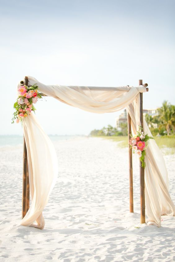 Hochzeit - 100 Beautiful Wedding Arches & Canopies
