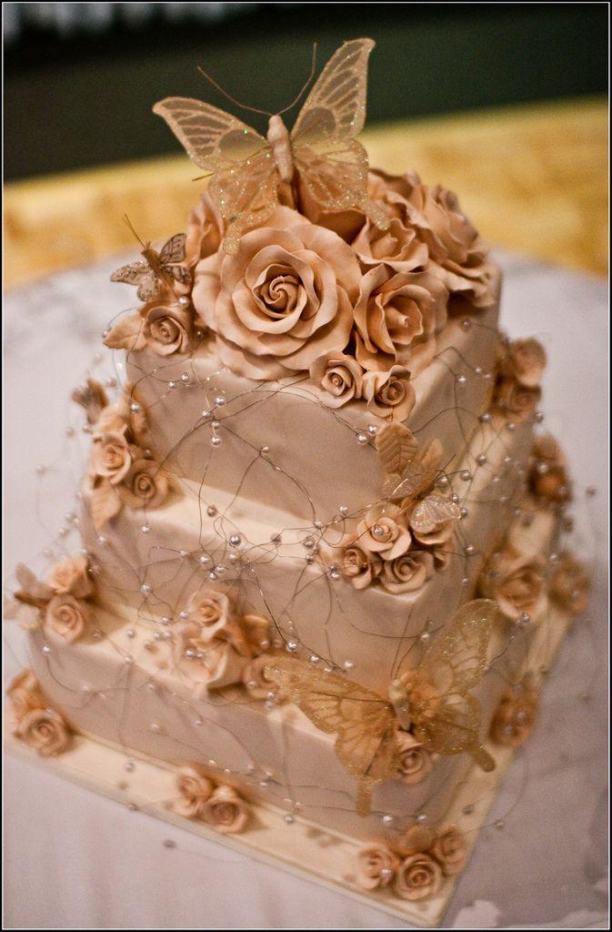 Hochzeit - Butterfly Wedding Cake