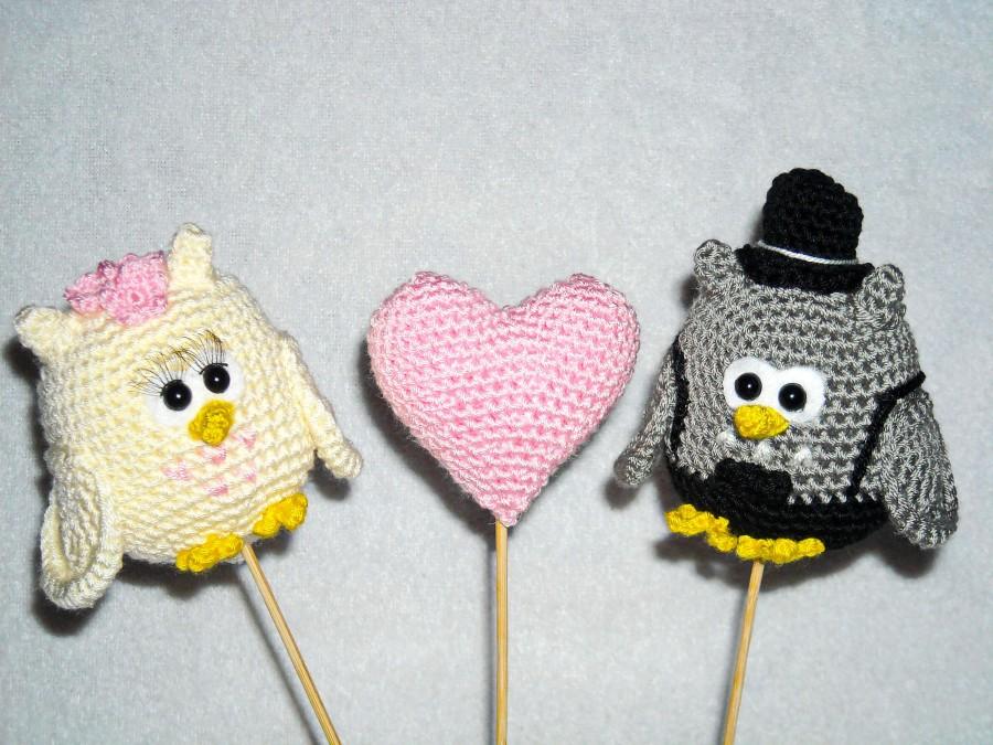 Hochzeit - Wedding gift bride and groom owl cake topper personalized crochet owl wedding toys amigurumi bird marriage collectible owl decoration