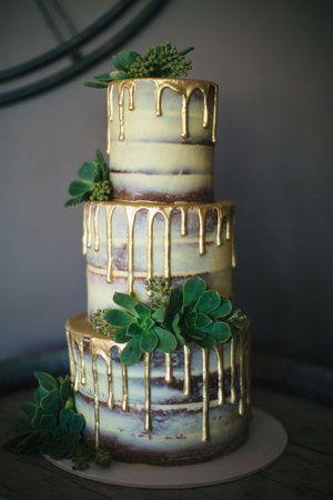 Hochzeit - Gold Drip Cake
