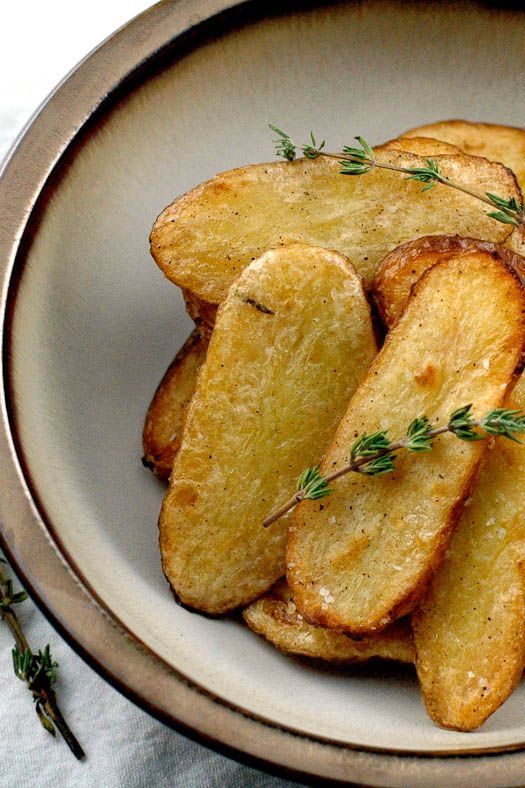 Hochzeit - From The Archives: Salt And Vinegar Broiled Fingerling Potatoes