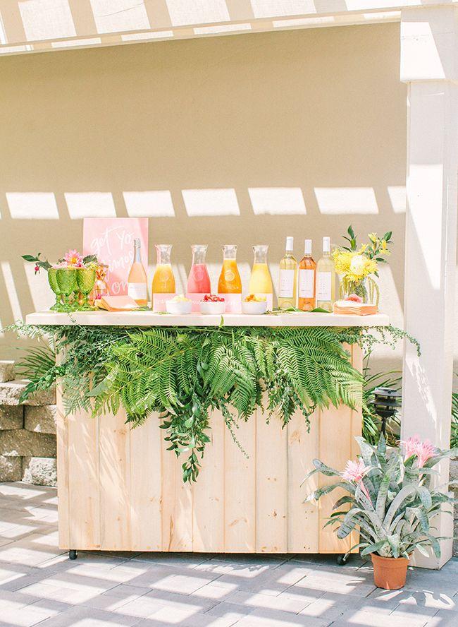 Mariage - Pink & Yellow Tropical Bridal Shower Brunch