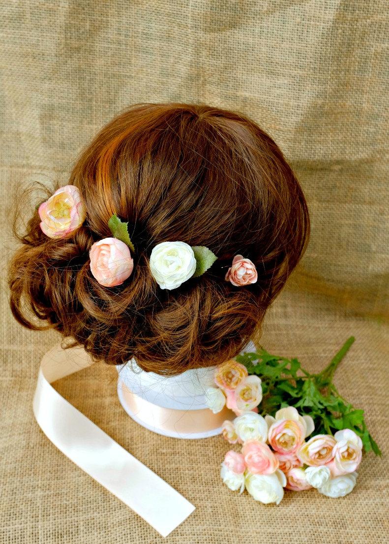 Свадьба - Peach bridal hair pins, peach flower bobby pins, floral peach hair pins, weddings, hair, peach bridesmaid bobby pins, peach hair accessories