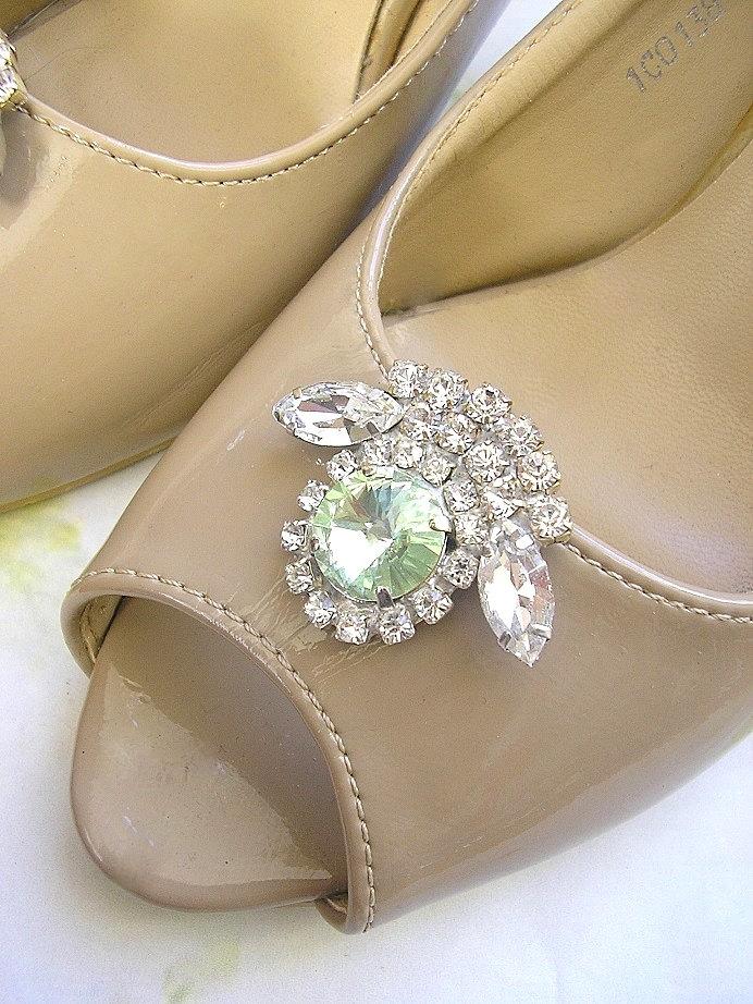 زفاف - Mint green wedding Shoe Clips, bridal Shoe Clips, Swarovski Crystal shoe clips, vintage style shoe Jewelry ,Sparkling Shoe accessories