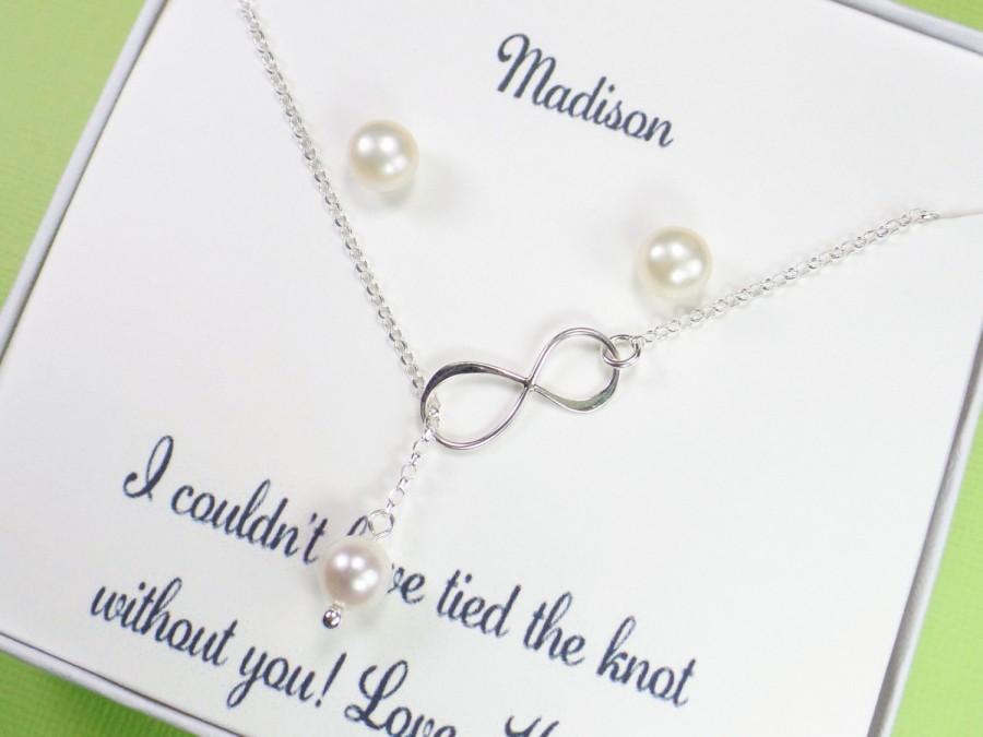 Hochzeit - Freshwater pearl bridesmaids gift set,sterling silver infinity necklace,Mother of the bride gift,Mother of the Groom Gift,Mother in Law Gift