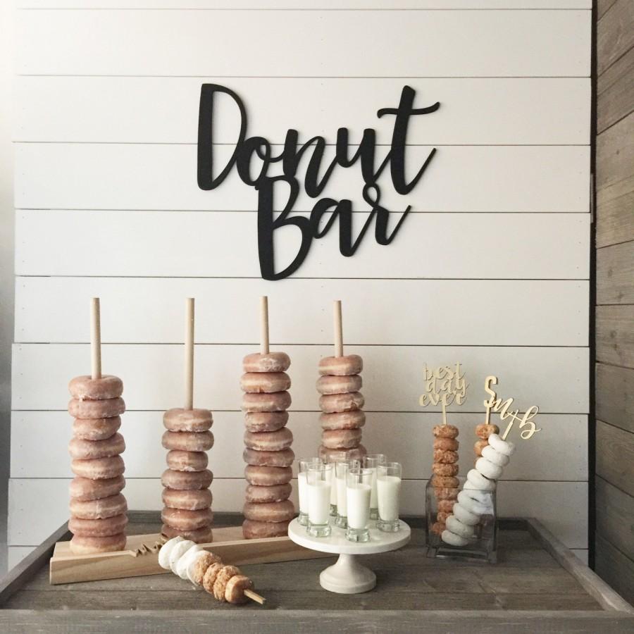 Hochzeit - Donut bar lettering, wedding sign, dessert bar sign, personalized wedding sign