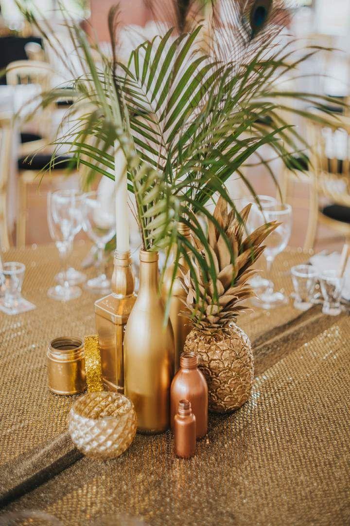 Mariage - Lou And Pete's Gold Glitter And Metallic Wedding By Benjamin Stuart