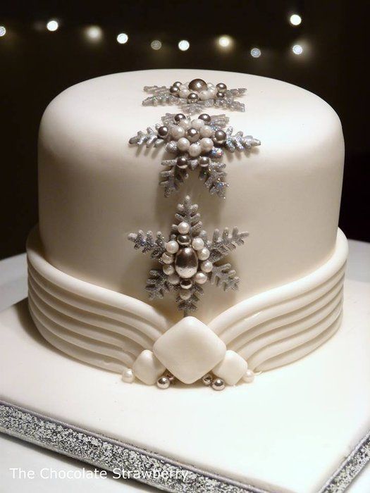 Hochzeit - Art Deco Inspired Christmas Cake
