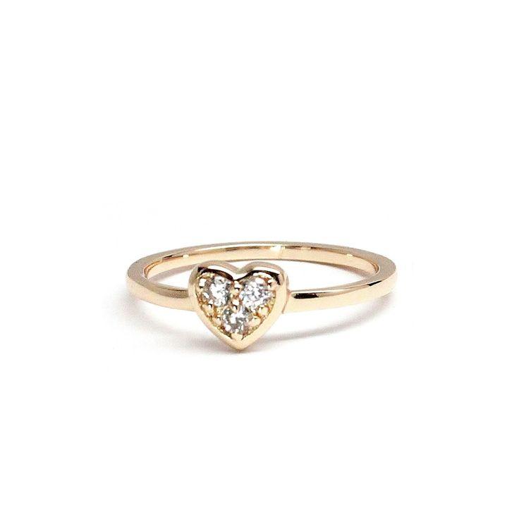 Wedding - Three Stone Gold Heart Ring