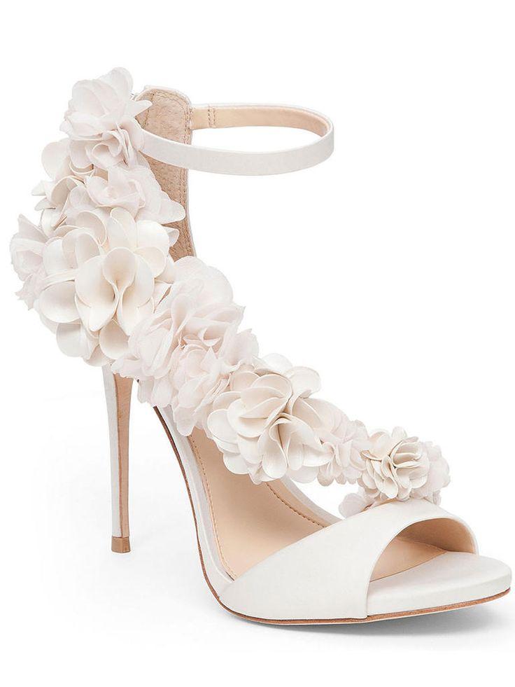Hochzeit - 11 New Bridal Shoe Trends