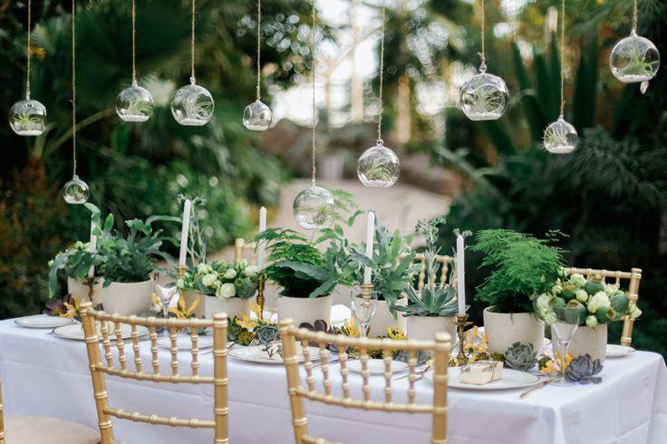 Mariage - Greenery Wedding Decor Wisley Venue Hire Botanical Wedding Decor Ideas Amy Fanton Photography