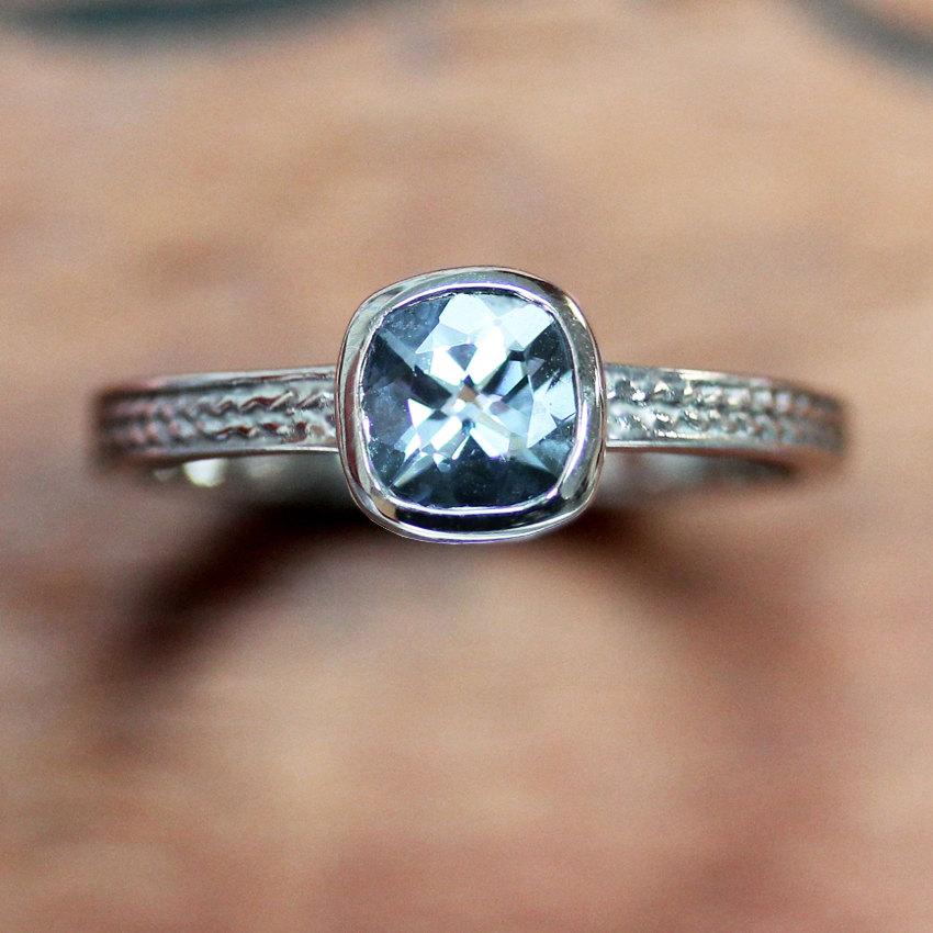 Mariage - Natural aquamarine engagement ring, square engagement ring, cushion cut engagement ring, white gold ring, braided engagement ring, custom