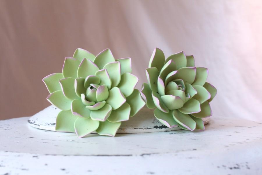 Mariage - Succulent Hair Pin. Hair bobby pin polymer clay flowers.