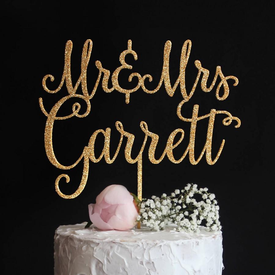Свадьба - Custom Wedding Cake Topper with your Last Name 