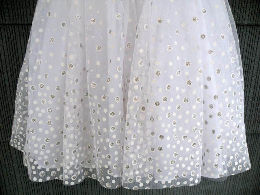 Mariage - Holy Communion WHITE DRESS Church Special Occasion Flower Girl Dress Polka Dots Dress Pageant Party Dress 5 Layers Little Girl Formal Gown