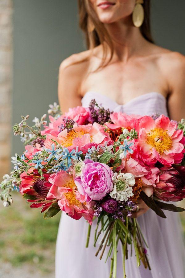 Свадьба - How To Make A DIY Bridal Bouquet   Pastel Wedding Inspiration