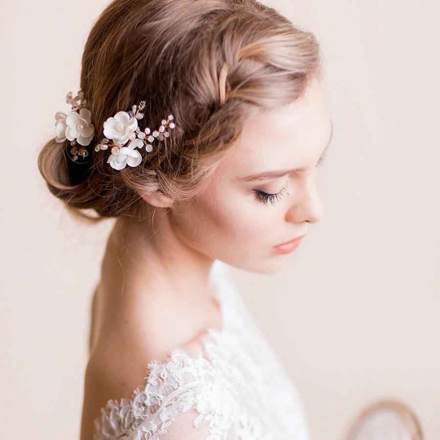 Hochzeit - Bridal Hair Pins of Apple Blossom - Wedding Flower Pins - Delicate Bridal Headpiece - Wedding Hair Accessory