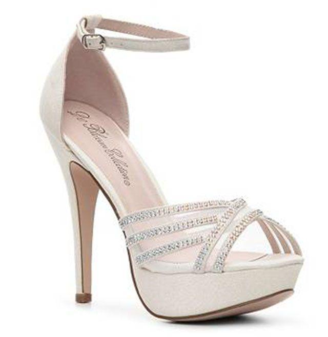 Свадьба - White Wedding Shoes: Wedding Whites At Different Heights