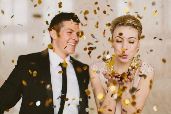 Свадьба - New Year's Eve Wedding Inspiration & 8 Reasons Why NYE Weddings Are Awesome