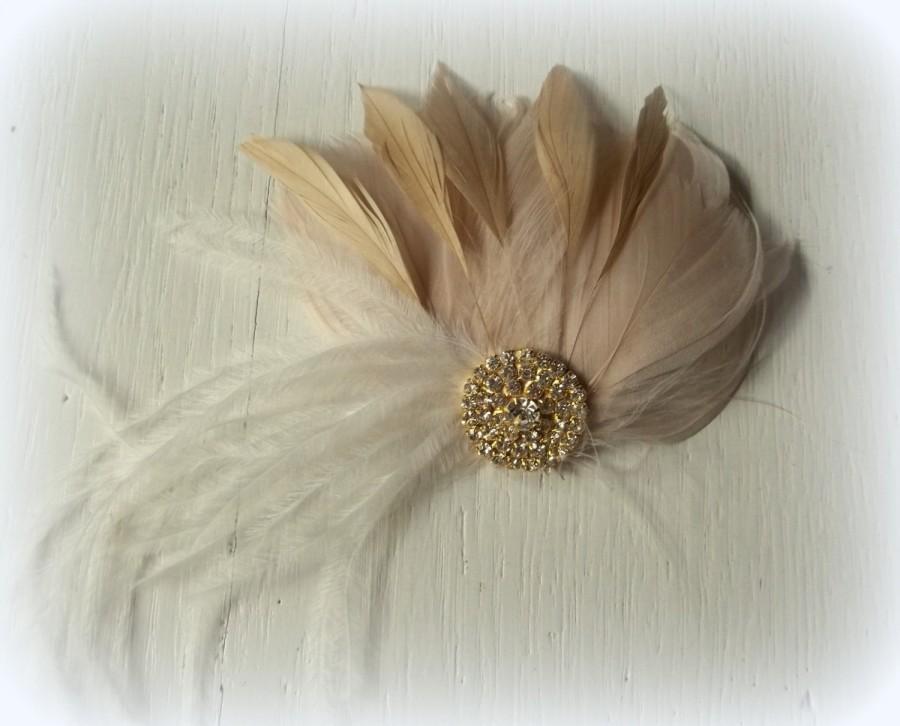 Hochzeit - Wedding Hair Accessories, Gold Champagne Fascinator, Gold Brooch, Wedding Fascinator, Feather Hair Clip, Bridal Accessories, Gold Brooch