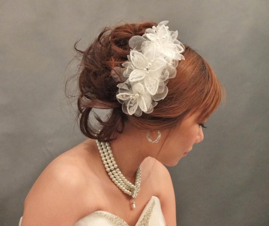 زفاف - Romantic Ivory Flowery headpiece / Hair fascinator / Bridal Headpiece / Bridal accessories