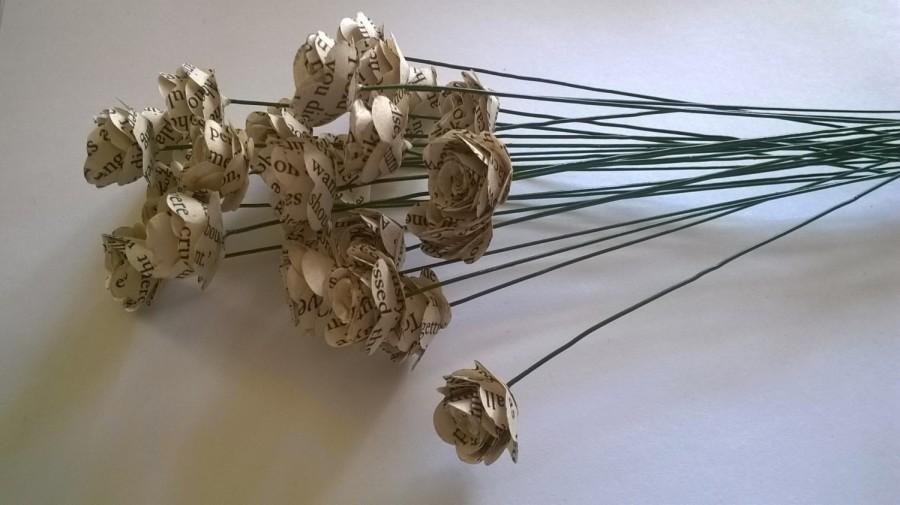 Mariage - 25 Small Book Page Rolled Roses with Stems,Wedding Decoration, Wedding