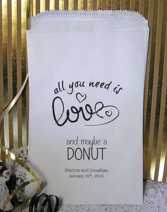 Hochzeit - Personalized Donut Bags (24 BAGS) - Wedding Doughnut Bags - Wedding Donut Bar - Wedding Reception Supplies - Need Is Love D03-P16