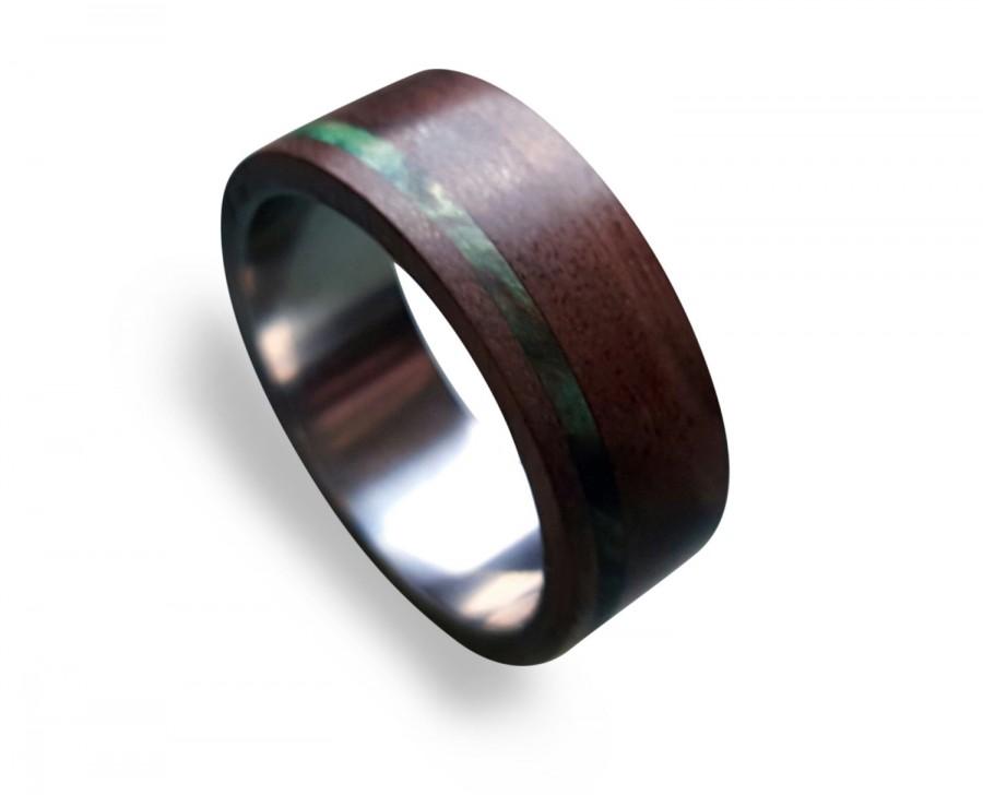 Hochzeit - Titanium ring for men with Dark Oak wood, inlaid with Green Box Elder Burl Wood