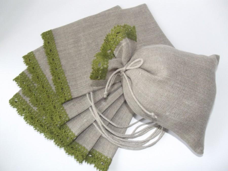 Mariage - Linen favor bags in gray with green lace gift bags bridal favor sachets in vintage style set of 6