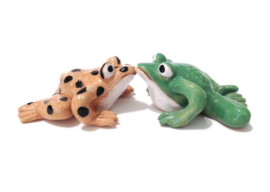 Wedding - Frogs Kissing, Hand-Built Kissing Frogs, Frog Cake Toppers, Aquarium Ornaments, Frog Sculptures