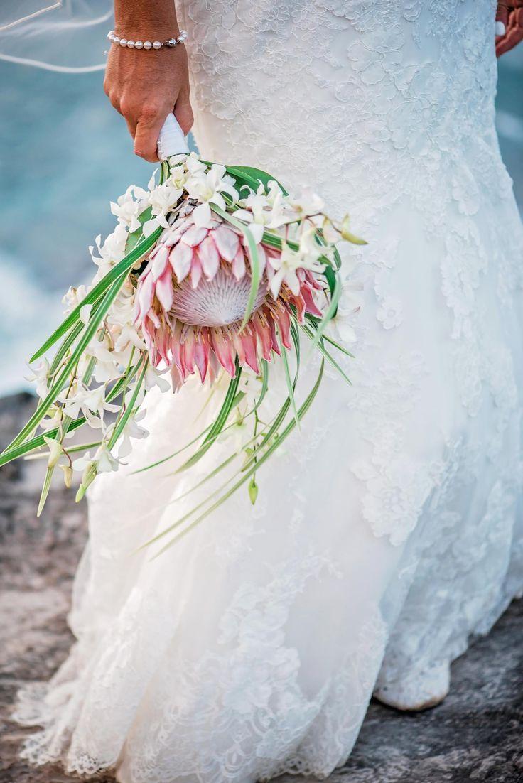 Hochzeit - Intimate Hawaiian Nuptials