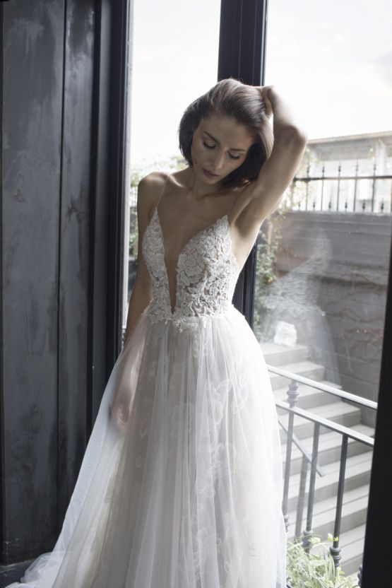 Hochzeit - Florence: Riki Dalal Wedding Dress Collection 2018