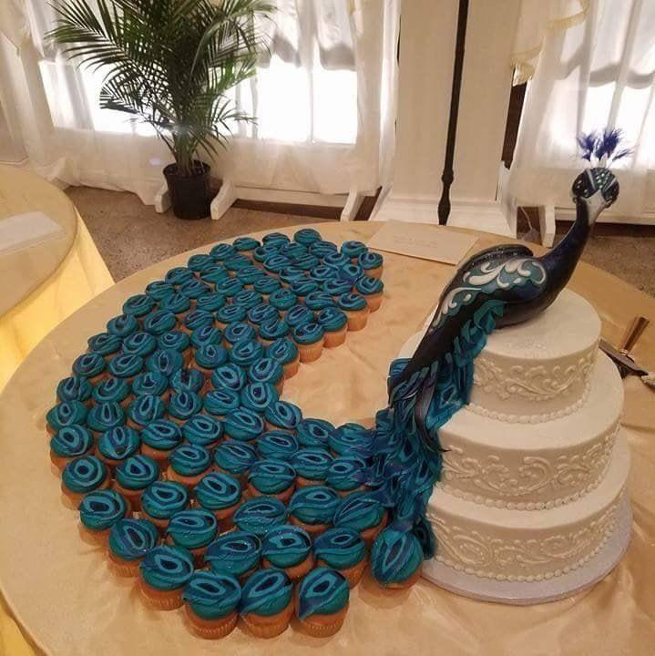 Mariage - An Extremely Creative Wedding Cake. • /r/pics