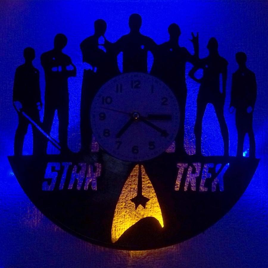 Свадьба - Vinyl clock Star Trek, vinyl record clock, stylish interior item for star trek fan, unique wall clock with color LED backlight 0300166