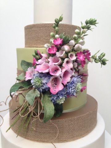 Hochzeit - Is It A Gift Or A Wedding Cake?