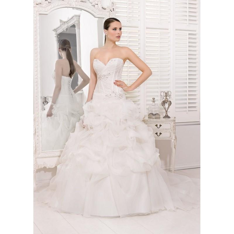 Wedding - Divina Sposa, 132-07 - Superbes robes de mariée pas cher 