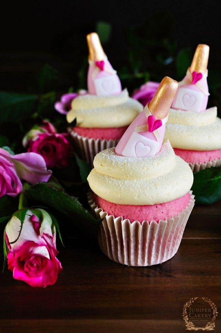 Hochzeit - San Valentin: Decoración De Cupcakes Con Champaña De Amor!